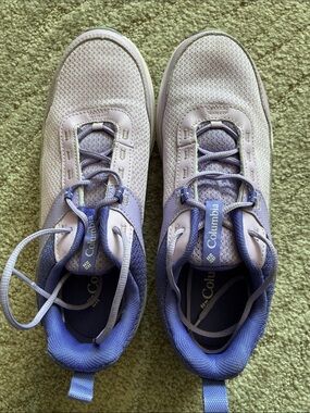 Columbia Women's Lavender and Light Purple Athletic Shoes